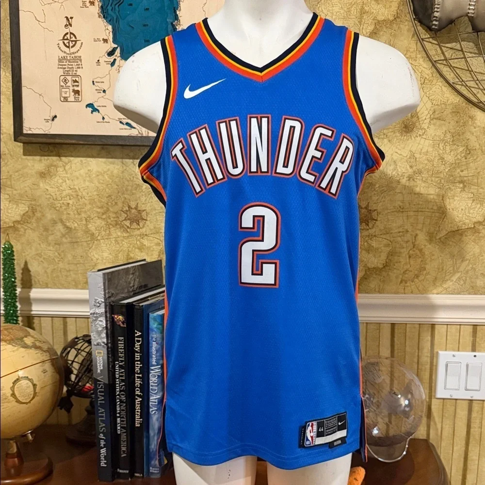 Nike Oklahoma City Thunder Jersey  2 Shai Gilgeous Alexander. Men’s Medium NBA